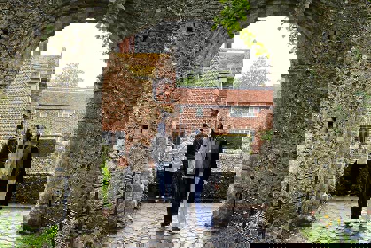 studenti v Canterbury