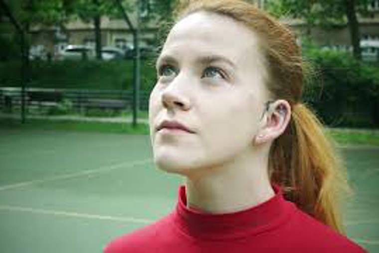 tanečnice na basketballovém hřišti