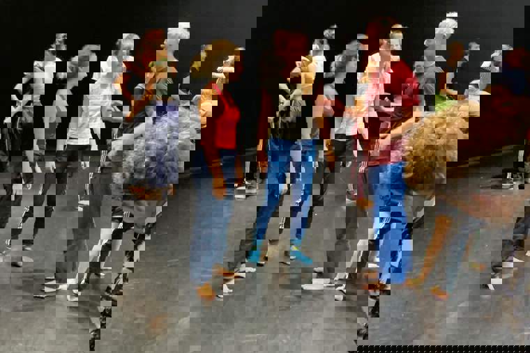 Studenti na workshopu na S1