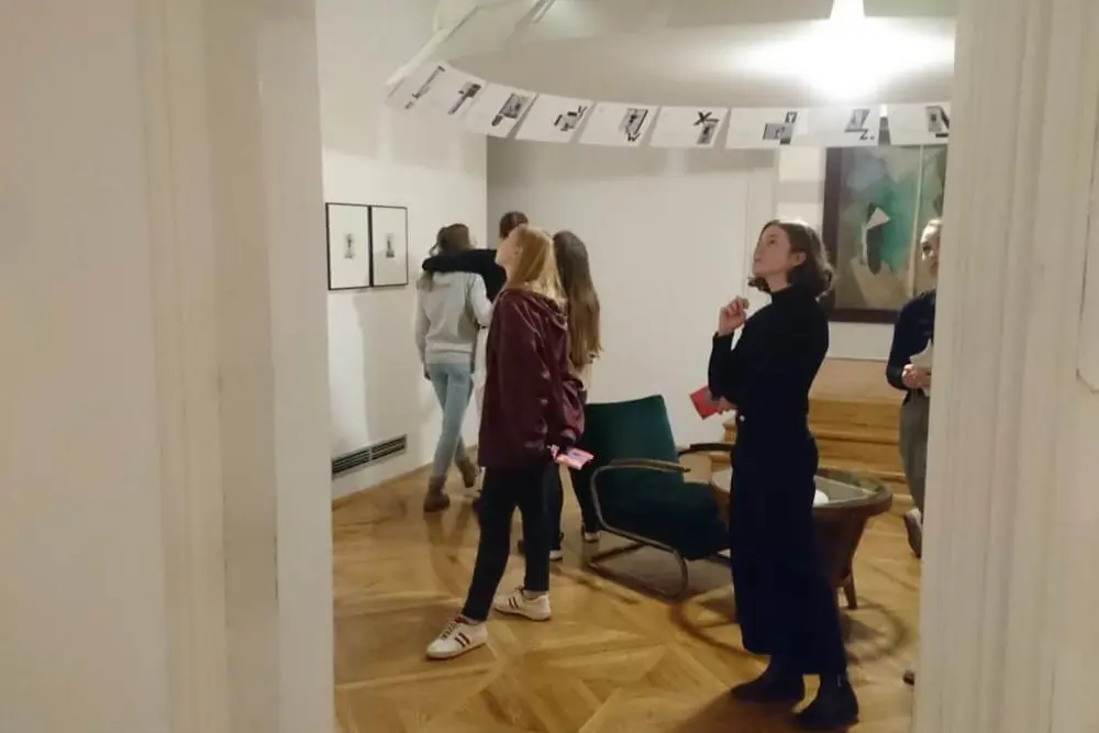 Studenti 1. ročníku na výstavě Devětsil