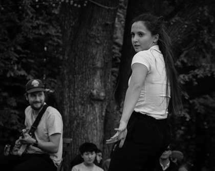 Tančící studentky