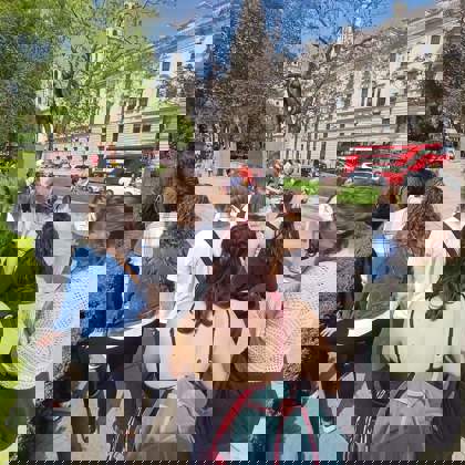 studenti v Londýně