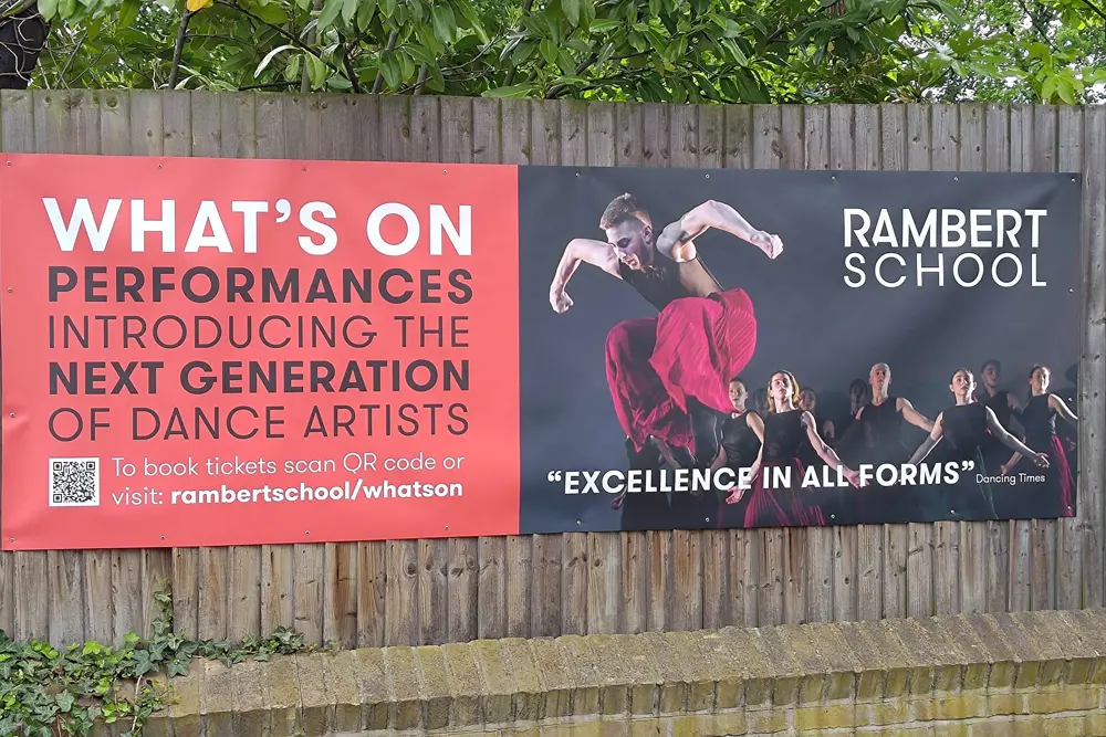 Upoutávka na Rambert Dance School