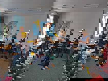 studenti na workshopu