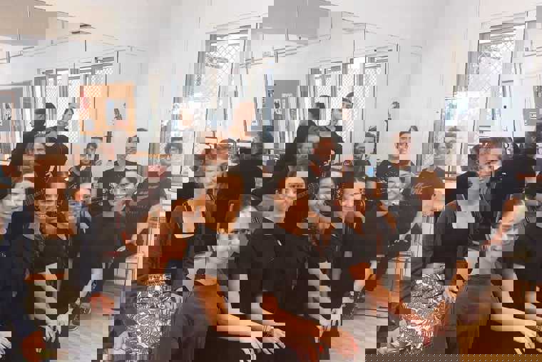 Společná fotka při hodině flamenca