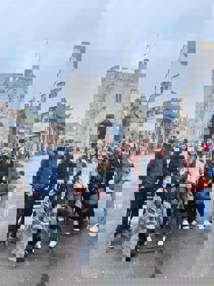 studenti v Canterbury