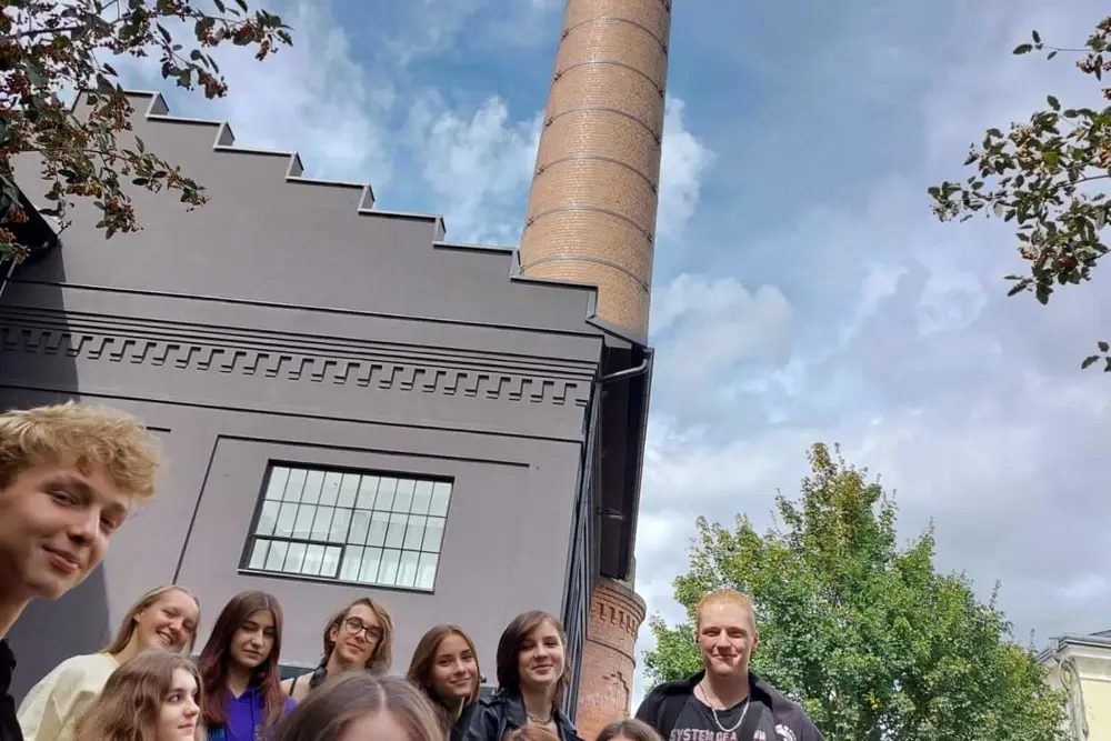 Studenti před 8smičkou