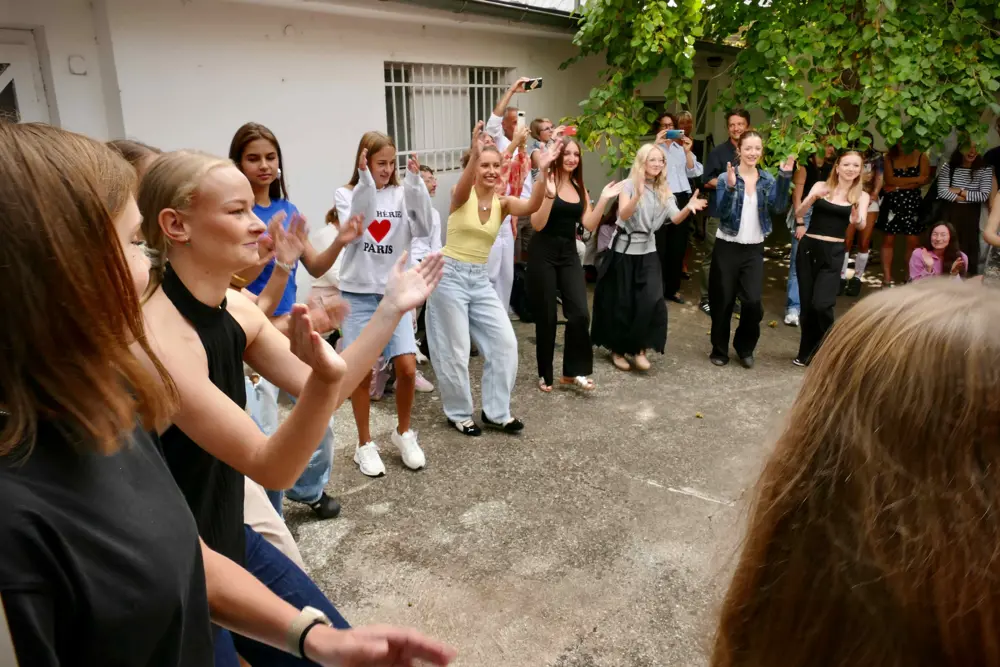 zahájení na dvorečku