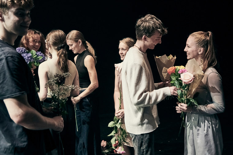 studenti po představení