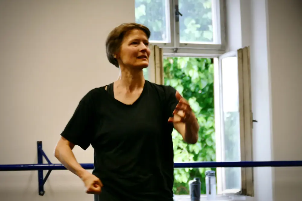 tanečníci pracují na workshopu