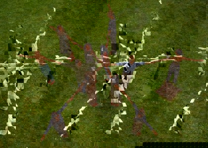 tanečnice v projektu Setiny