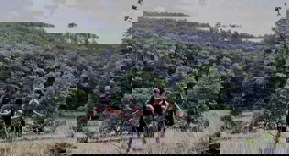 tanečnice v přírodě