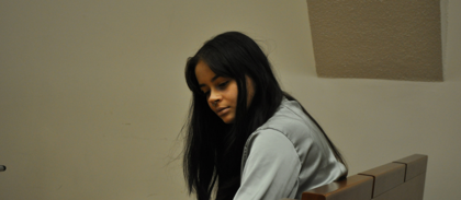 studentka na simulovaném soudu