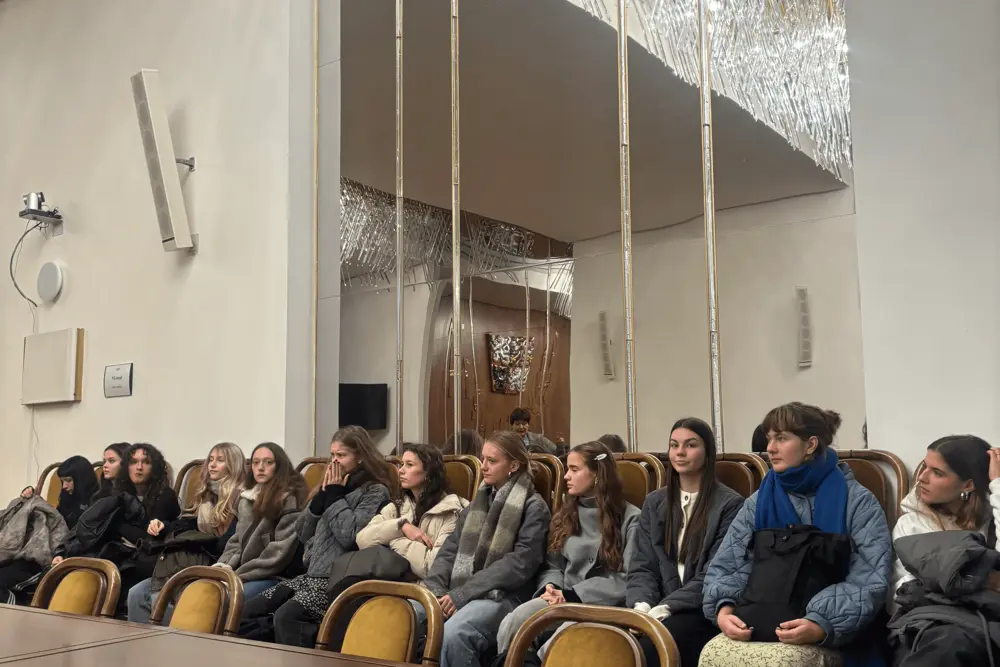 studentky ve sněmovně