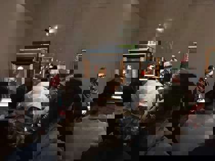 studenti na výstavě Petr Brandl