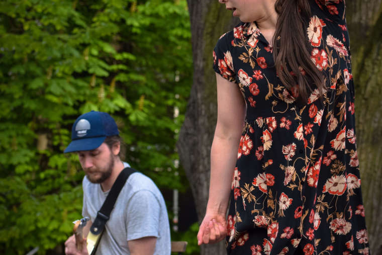 Tančící studentky