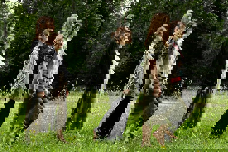 tanečnice v projektu Setiny