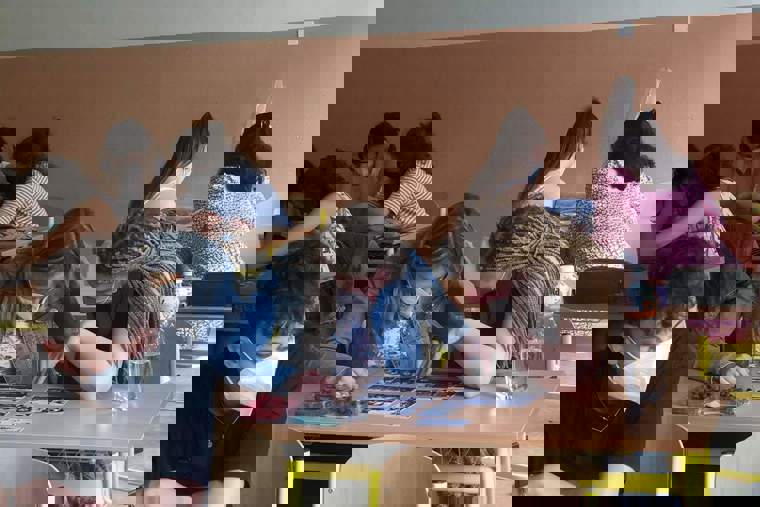 Studenti na workshopu