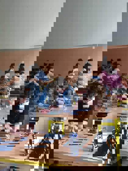 Studenti na workshopu