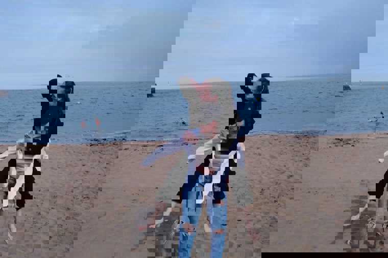 studentky na pláži