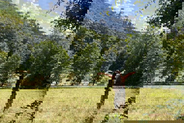 tanečnice v přírodě