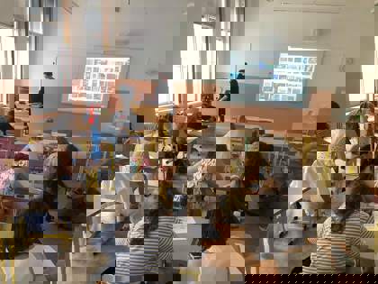 Studenti na workshopu