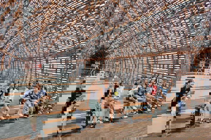 1. a 3. ročník v DOXu