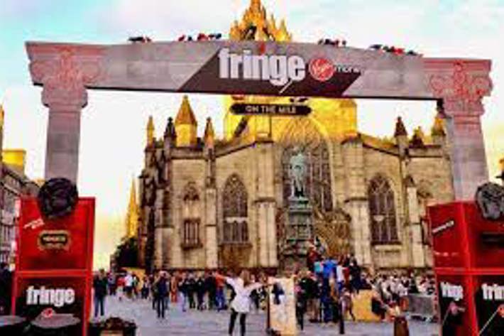 Dora Sulženko Hoštová na Edinburgh Festival Fringe