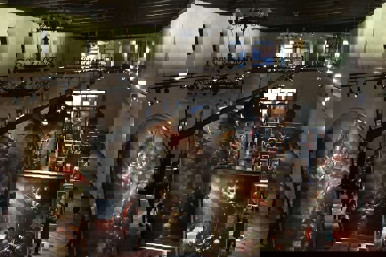 studenti na výstavě Petr Brandl