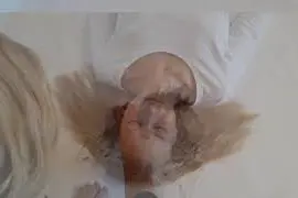 Dívka v bílém