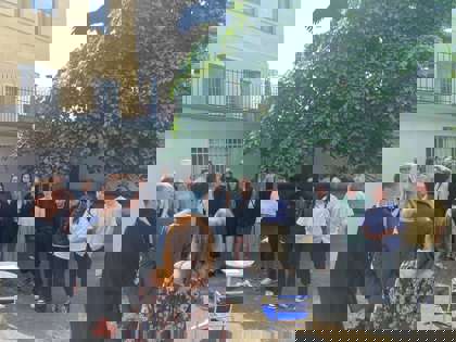 4. ročník při předávání vysvědčení