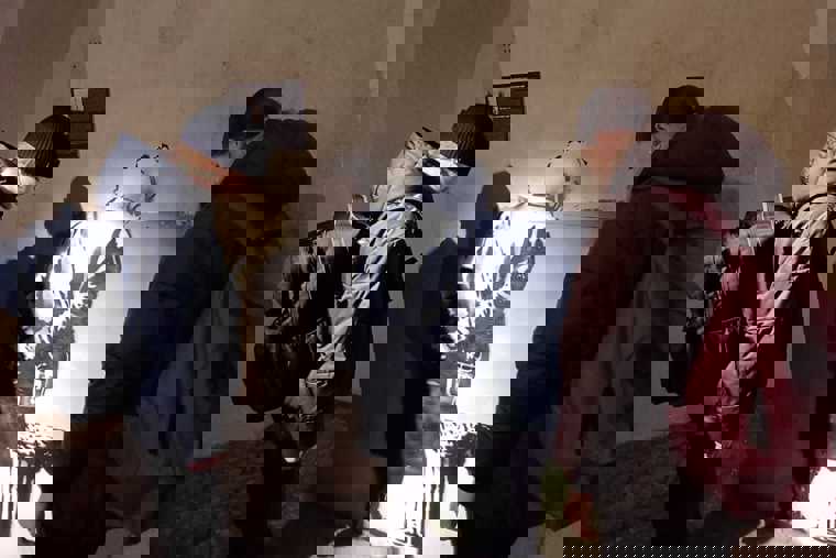 Studenti na výstavě