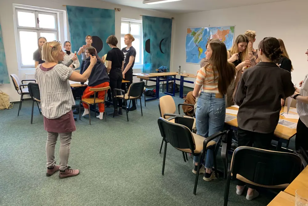 debatující studenti