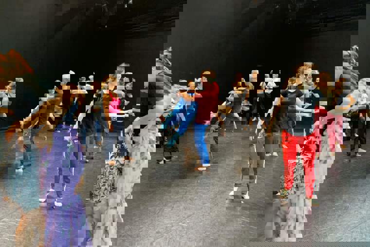 Studenti na workshopu na S1