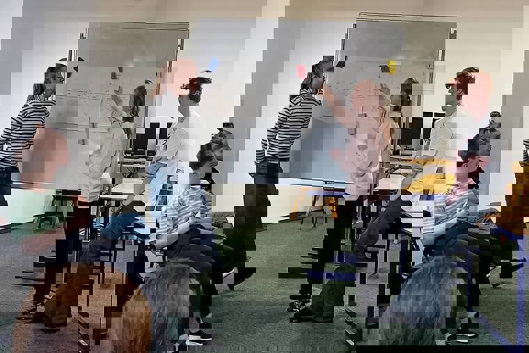 Studenti na workshopu