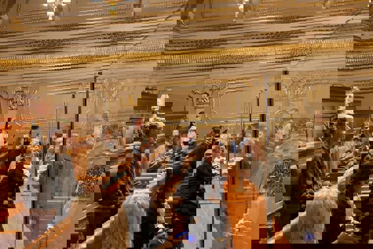 studenti v Poslanecké sněmovně