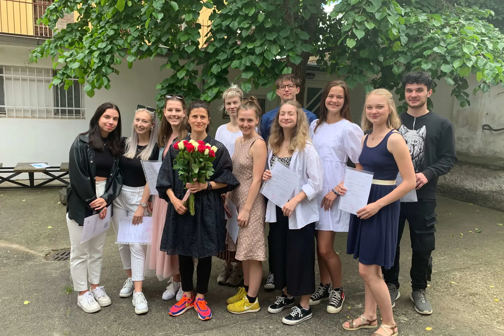 Náhledový obrázek k článku Předání maturitních vysvědčení