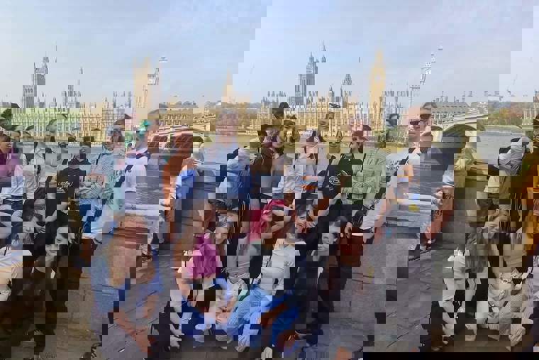 studenti v Londýně