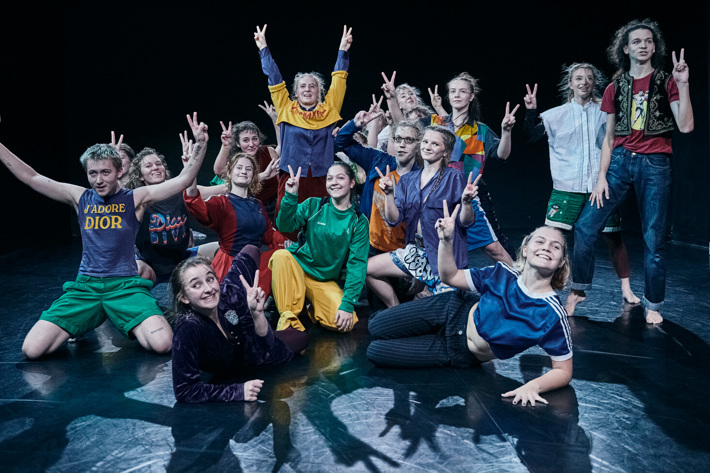 Heroes jako Entrée festivalu KoresponDance