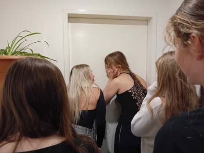 studenti u výslechu