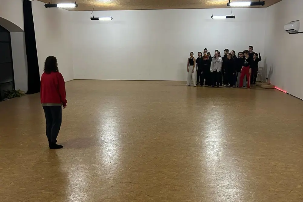 studenti na sále
