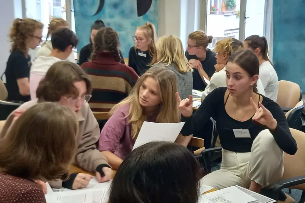 studenti na workshopu